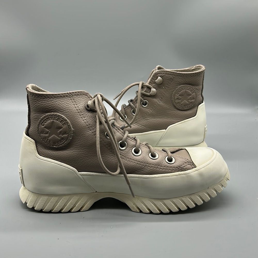 WOMEN'S SIZE 6 CHUCK TAYLOR ALL STAR LUGGED WINTER HIGH 'HUMMUS'
